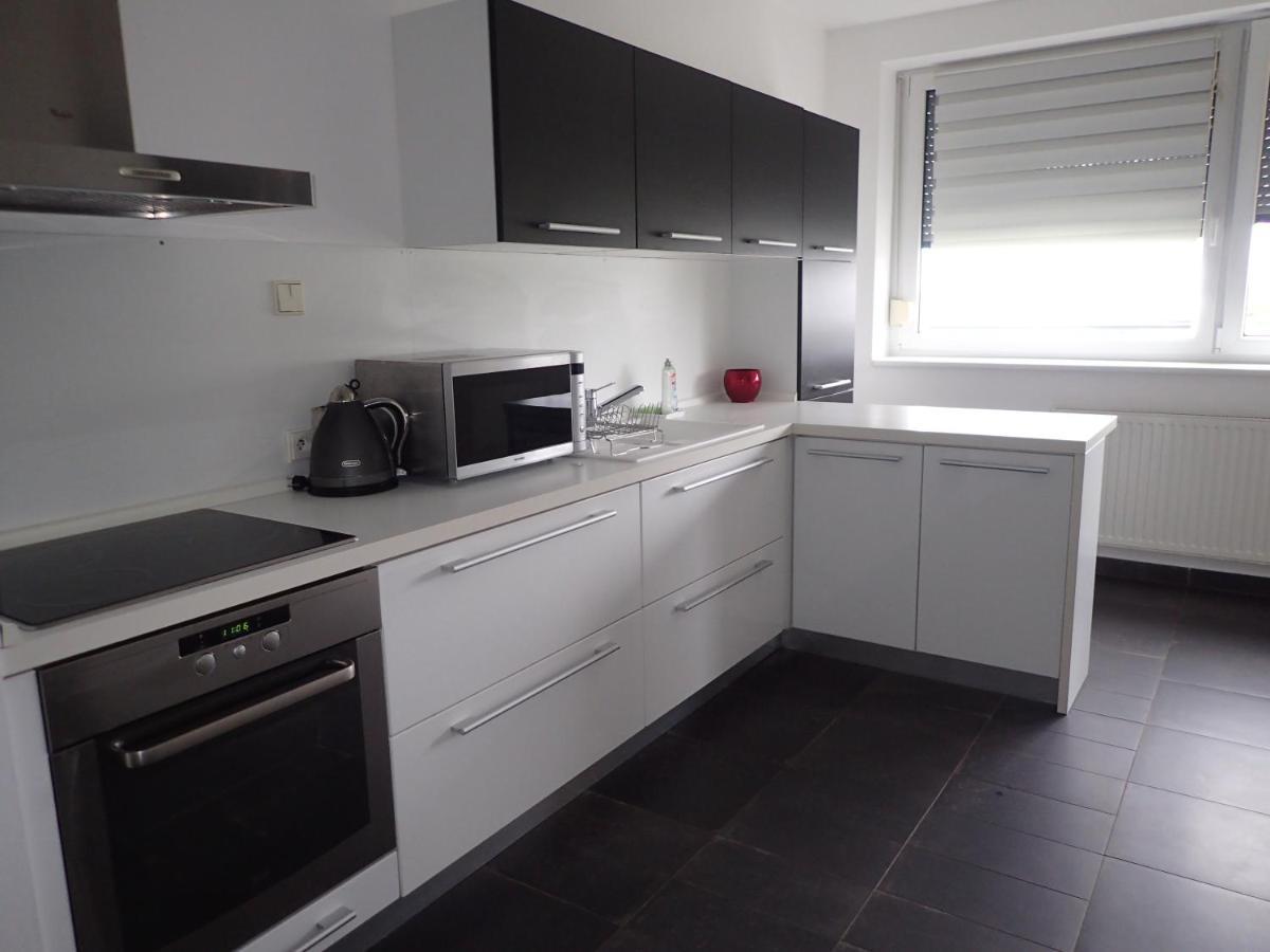 Marguerite Apartment - Parking Including 布拉迪斯拉发 外观 照片